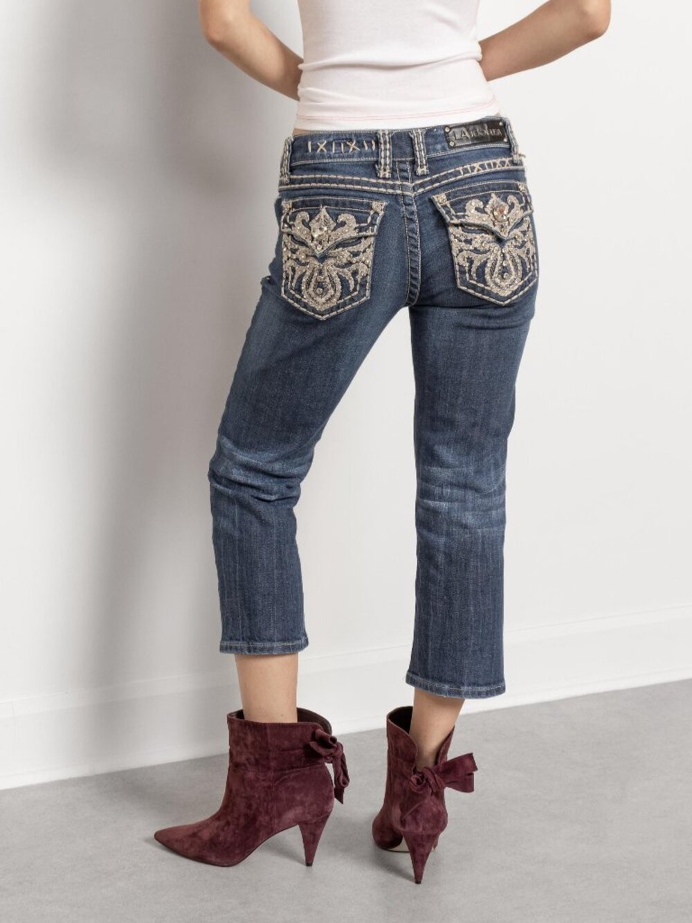 Y2K Capri Jeans, Low Rise Sequin Straight Leg, Size 5 - Picture 12 of 16